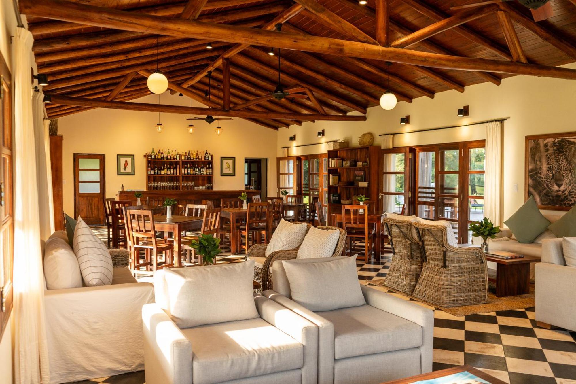 Estancia Ibera Colonia Carlos Pellegrini  Exteriör bild